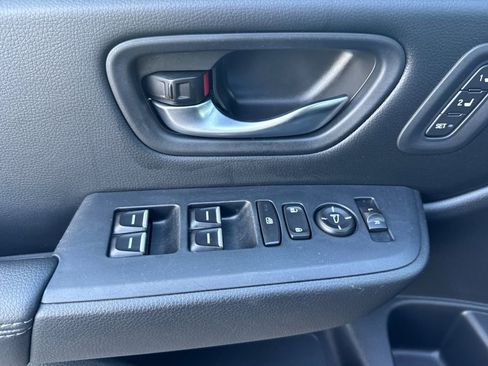 Used 2024 Honda Pilot EX-L image 13