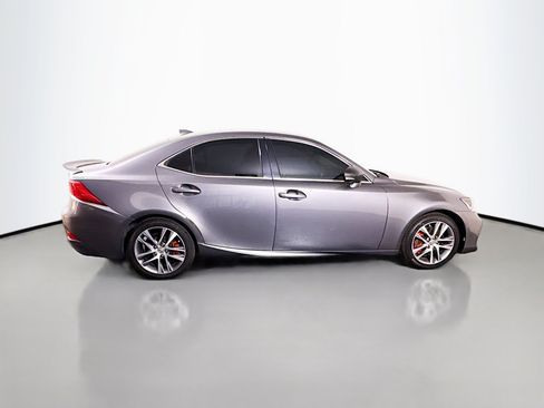 Used 2018 Lexus IS 300 w/ Comfort Package RWD image 11