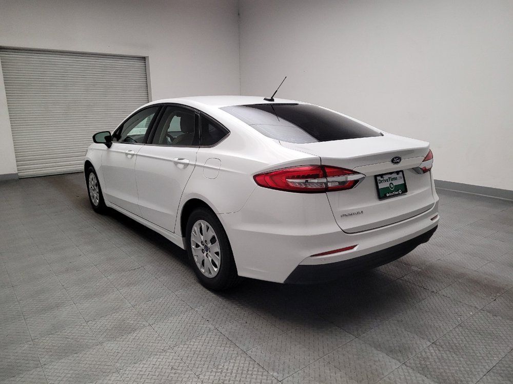 Used 2019 Ford Fusion S FWD image 5