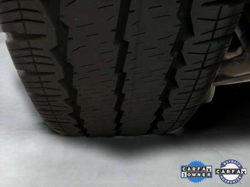 Used 2024 Ford Transit 250 Low Roof w/ Exterior Upgrade Package image 78