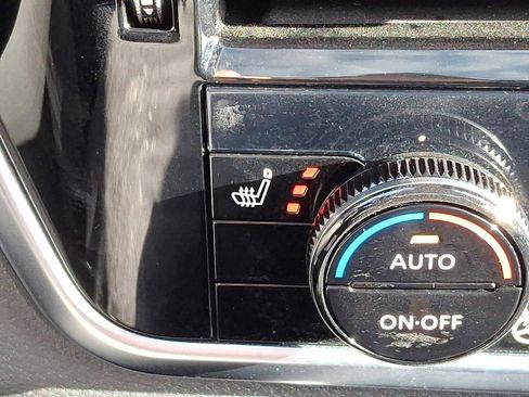 Used 2024 Nissan Rogue Platinum w/ Platinum Premium Package image 23