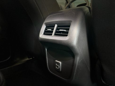 Used 2024 Chevrolet Equinox LT AWD/4WD image 30