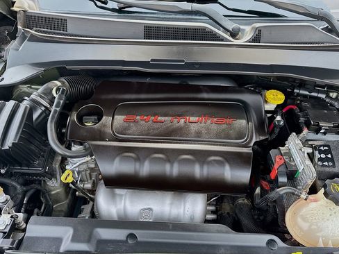 Used 2018 Jeep Compass Trailhawk w/ Safe & Security Group image 35