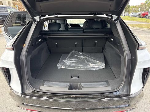 New 2026 Cadillac Lyriq Signature Sport w/ Nappa Leather Package image 12