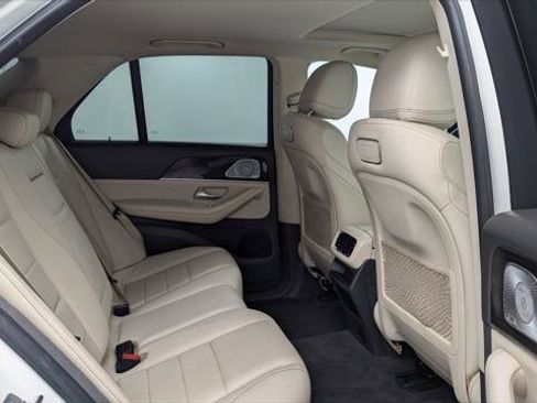 Used 2020 Mercedes-Benz GLE 350 w/ Premium Package image 19