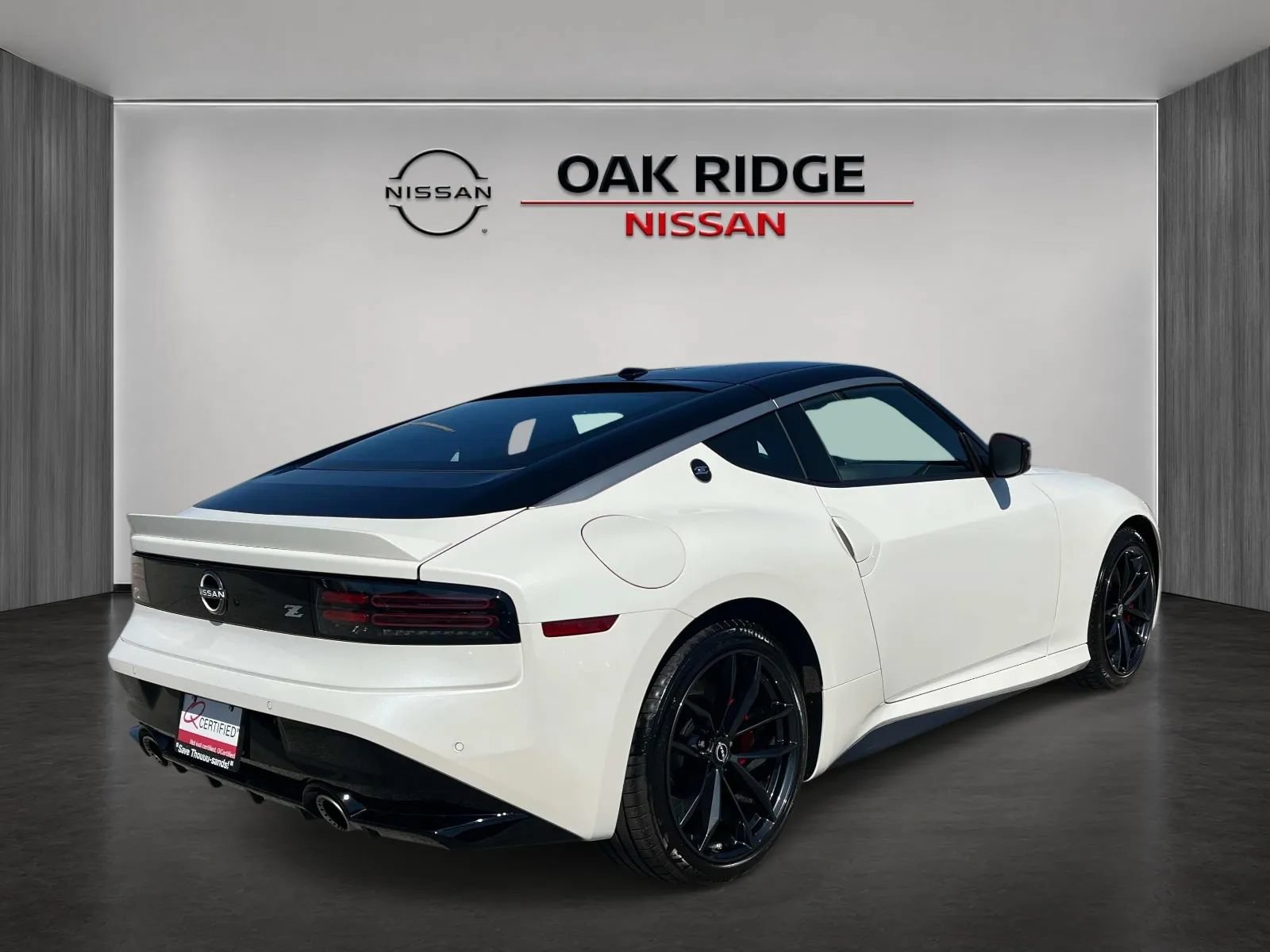 Used 2025 Nissan Z Performance w/ Floor Mat Package RWD image 3