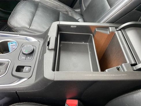 Certified 2018 Chevrolet Traverse Premier w/ Redline Edition image 14