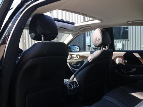 Used 2018 Mercedes-Benz E 300 image 51