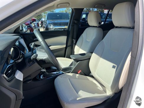 Certified 2023 Buick Encore GX Select w/ Safety Package II image 13