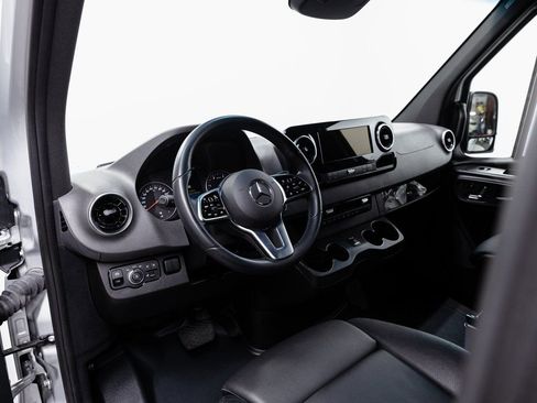 Used 2024 Mercedes-Benz Sprinter 144 Cargo image 8