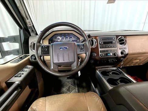 Used 2011 Ford F250 Lariat w/ Lariat Interior Pkg AWD/4WD image 14