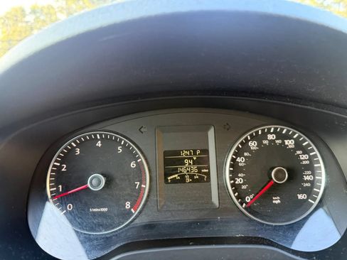 Used 2012 Volkswagen Jetta SE FWD image 12