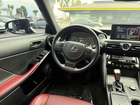 Used 2024 Lexus IS 300 F Sport image 22