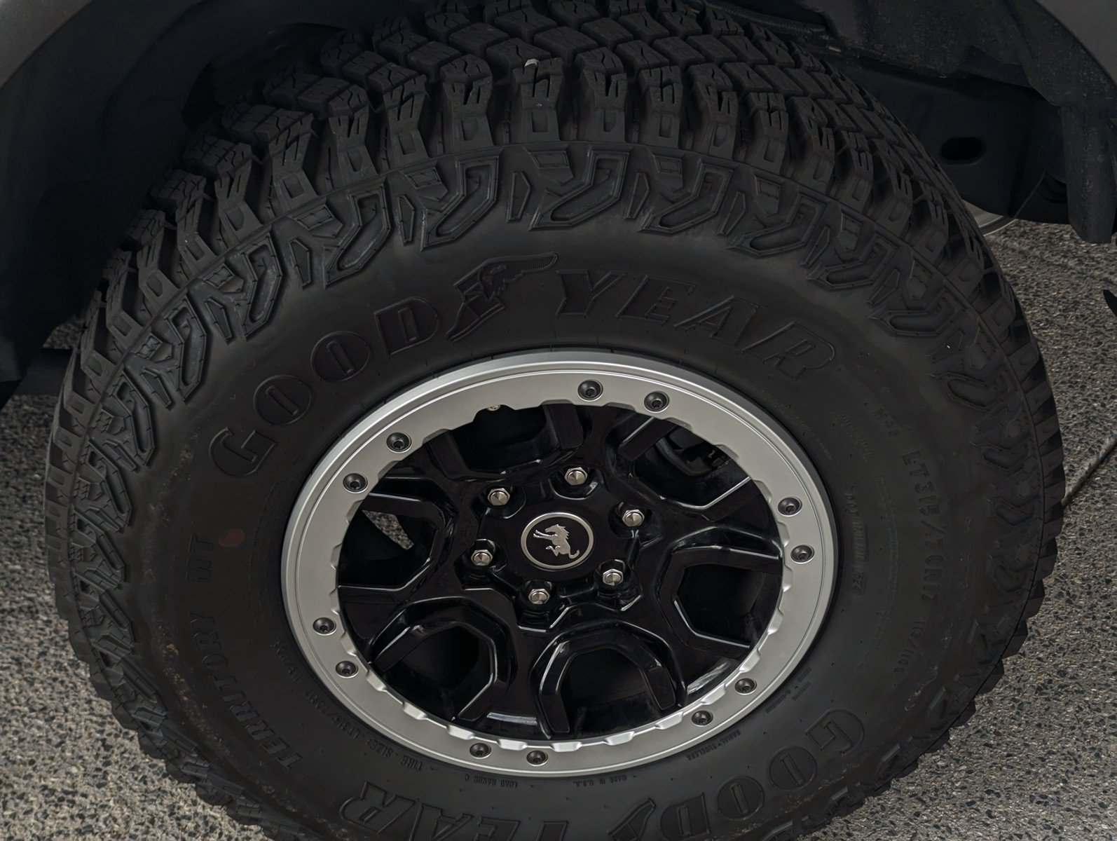 Used 2024 Ford Bronco Badlands w/ Sasquatch Package AWD/4WD image 7