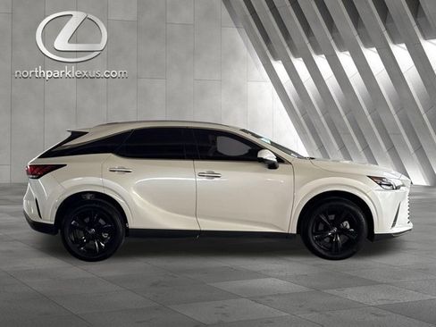 Certified 2025 Lexus RX 350 Premium image 4