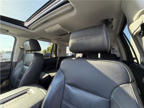 Used 2017 GMC Yukon Denali w/ Open Road Package image 22