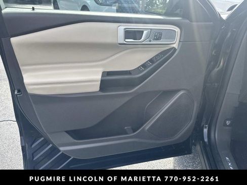 Used 2020 Ford Explorer Platinum AWD/4WD image 10
