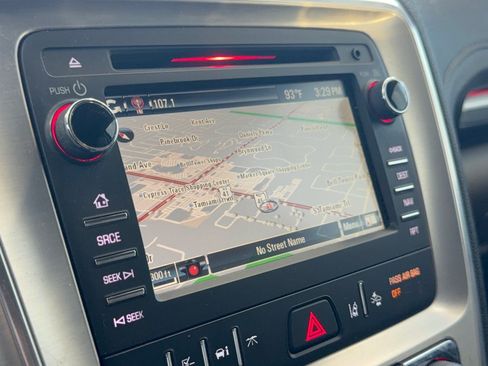Used 2017 GMC Acadia Limited SLT FWD image 23