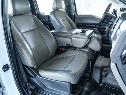 Used 2021 Ford F250 XL w/ Power Equipment Group image 40