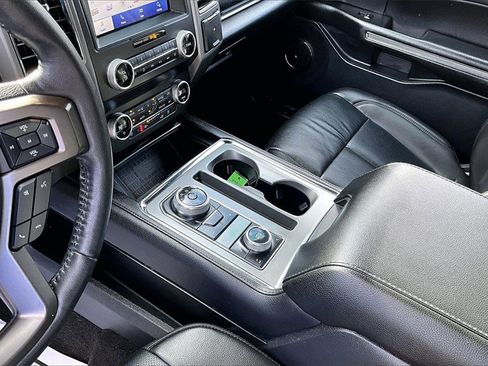 Certified 2020 Ford Expedition XLT w/ Equipment Group 202A image 16