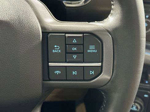 Used 2021 Ford F150 Lariat w/ Max Trailer Tow Package image 20