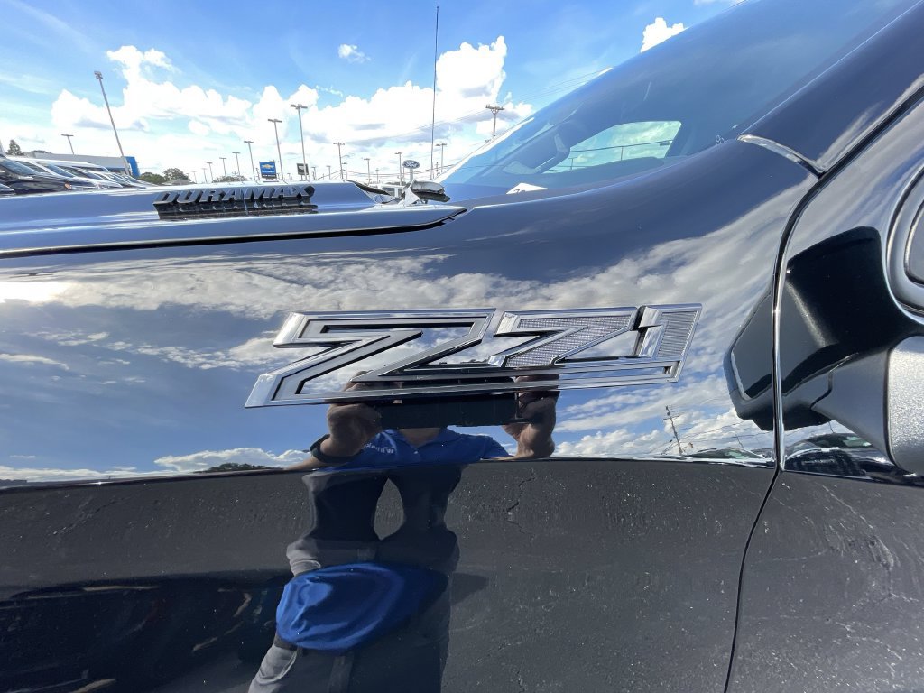 Used 2026 Chevrolet Silverado 1500 RST AWD/4WD image 31