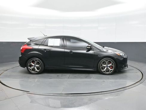 Used 2014 Ford Focus ST w/ Equipment Group 202A image 8