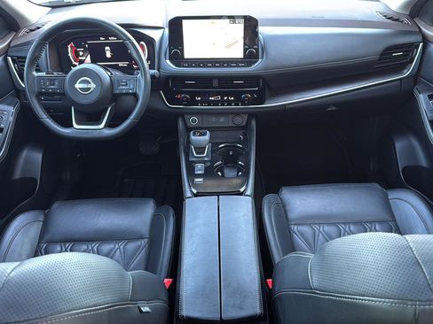 Used 2023 Nissan Rogue Platinum image 44