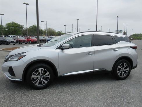 Used 2023 Nissan Murano SV image 4