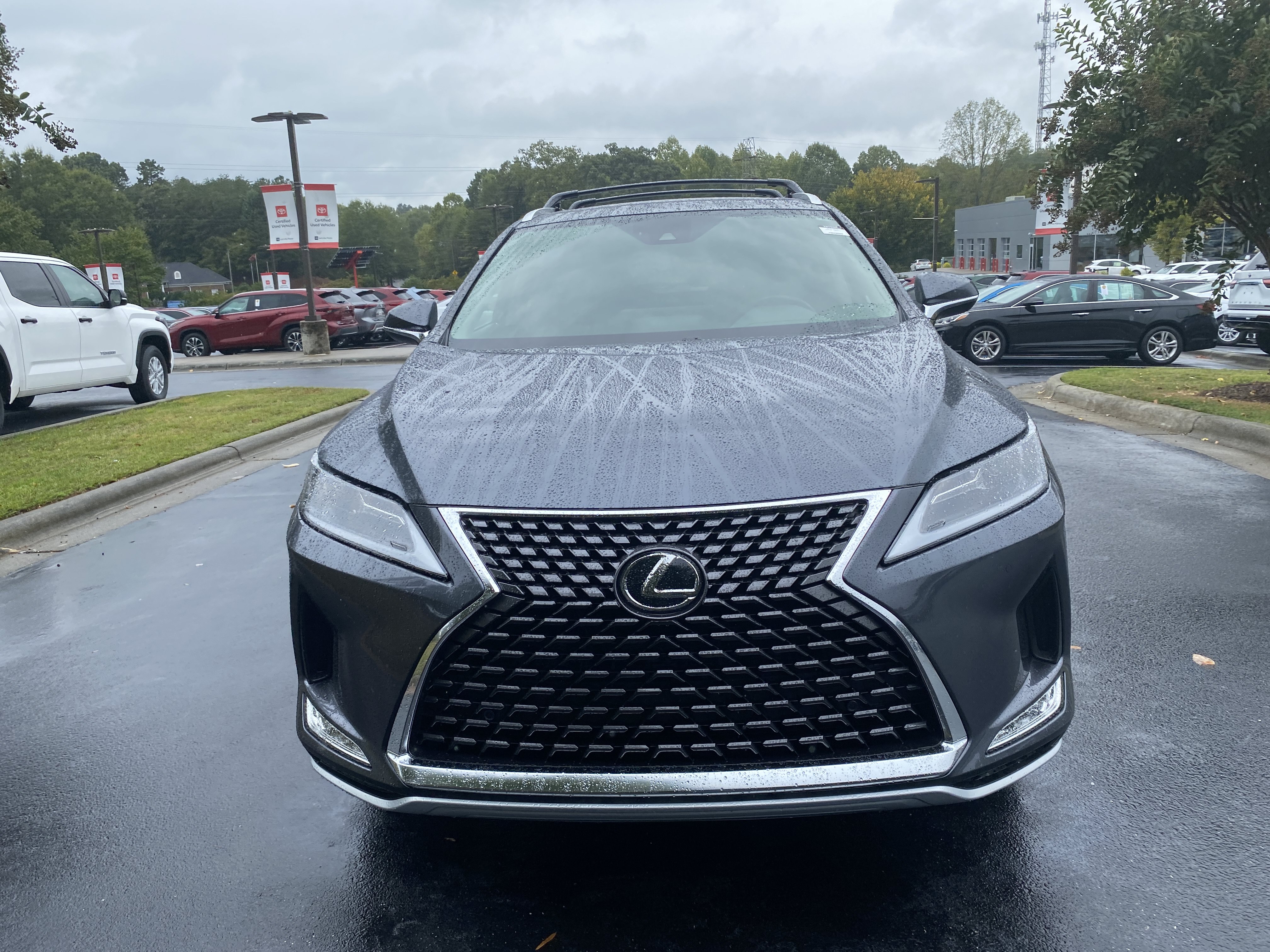 Used 2022 Lexus RX 350L Premium w/ Premium Package AWD/4WD image 2
