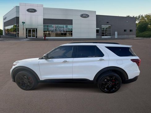 Certified 2024 Ford Explorer ST w/ Equipment Group 401A AWD/4WD image 7