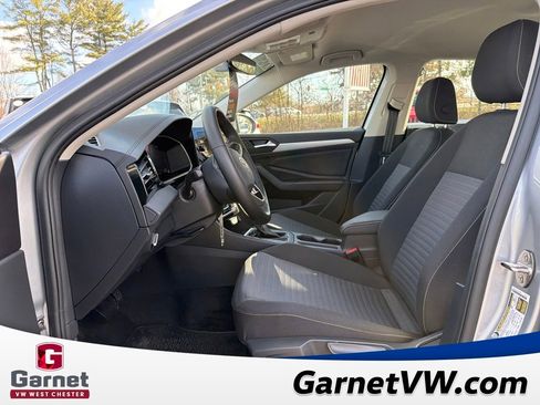 Certified 2025 Volkswagen Jetta S image 10
