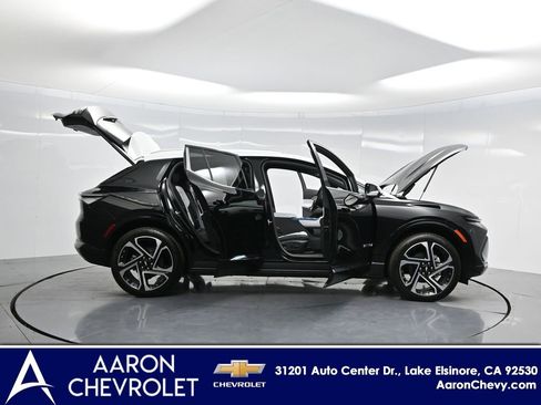 New 2025 Chevrolet Equinox EV LT image 3