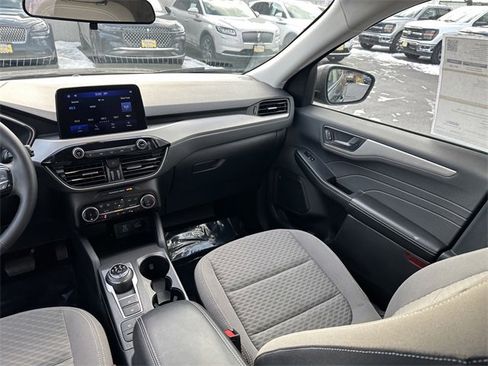 Certified 2022 Ford Escape SE w/ Convenience Package image 17
