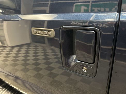 Used 2015 Ford F250 Lariat w/ Lariat Ultimate Package image 8