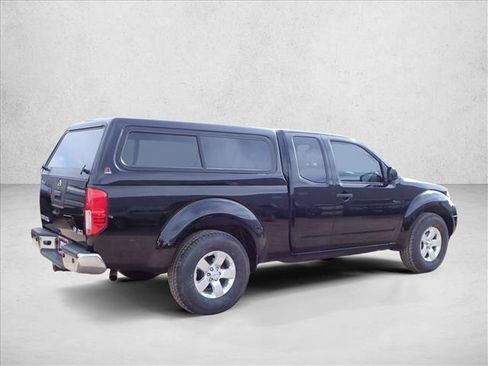 Used 2013 Nissan Frontier SV w/ SV Value Truck Pkg image 4