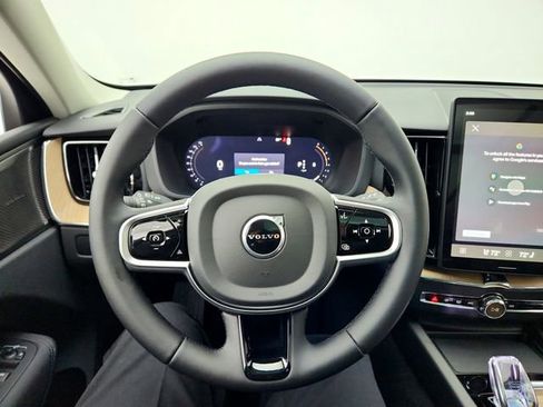 New 2026 Volvo XC60 B5 Plus w/ Climate Package PRO image 21