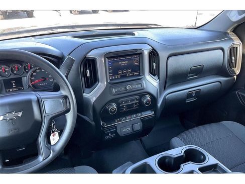 Used 2021 Chevrolet Silverado 1500 Custom Trail Boss AWD/4WD image 7