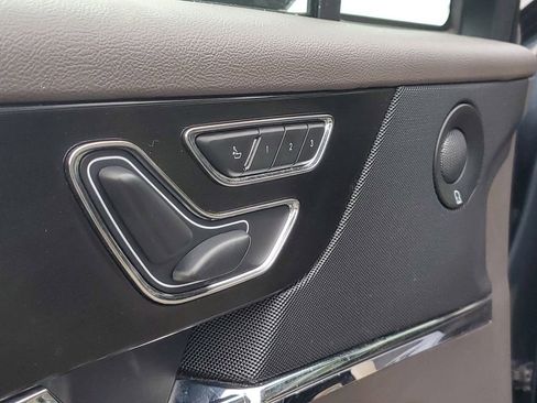 Used 2021 Lincoln Corsair Reserve image 14