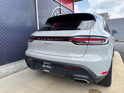 Used 2024 Porsche Macan Turbo AWD/4WD image 7