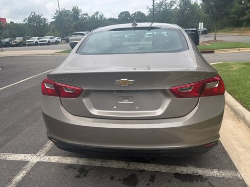 Used 2023 Chevrolet Malibu LT FWD image 17