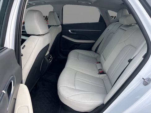 Used 2025 Hyundai Sonata Limited image 10