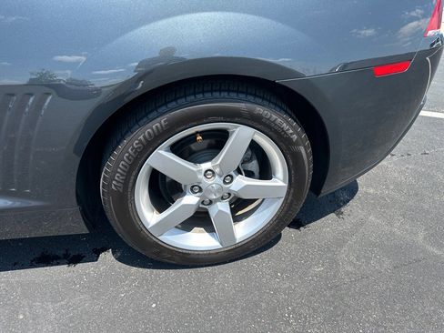 Used 2015 Chevrolet Camaro LT image 9