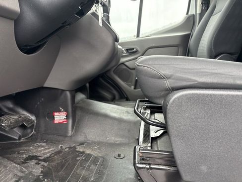 Used 2024 Ford Transit 250 Low Roof w/ Exterior Upgrade Package image 29