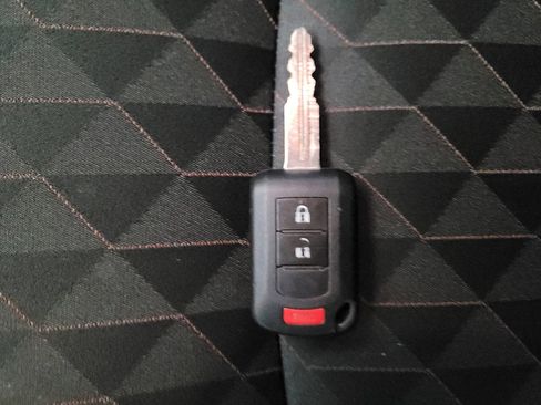 Used 2022 Mitsubishi Mirage ES FWD image 32