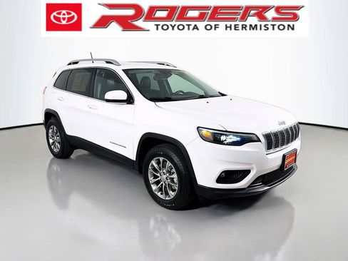 Used 2021 Jeep Cherokee Latitude Lux w/ Comfort/Convenience Group AWD/4WD image 1