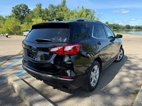 Used 2019 Chevrolet Equinox LT FWD image 5