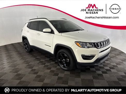 Used 2020 Jeep Compass Latitude w/ Cold Weather Group AWD/4WD image 1