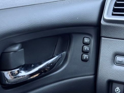Used 2024 Nissan Murano SL AWD/4WD image 16