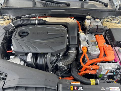 Used 2025 Hyundai Sonata Limited image 13